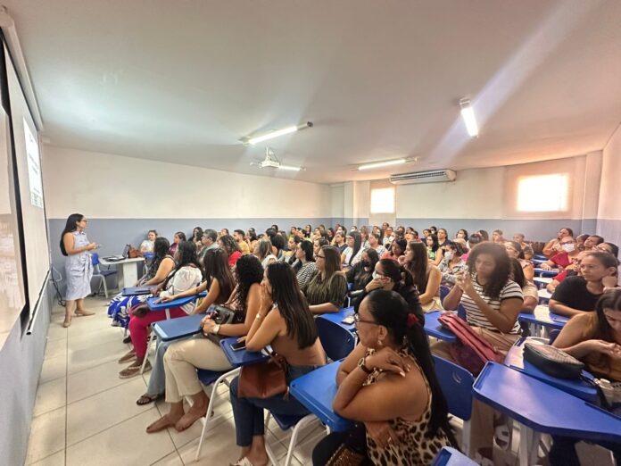 Secretaria de Saúde de Juazeiro promove capacitação para profissionais das UBSs com foco na qualificação do atendimento à população