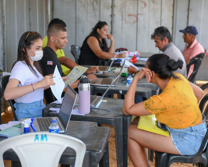 16ª Feira do Bode: CadÚnico oferta mais de 50 atendimentos no Distrito de Massaroca e amplia acesso da população rural a benefícios sociais