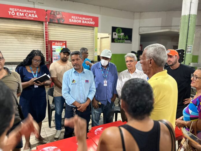 AMA promove escuta ativa nas feiras de Juazeiro para construir melhorias