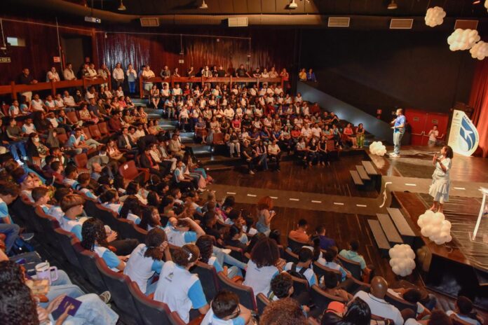 Juazeiro pelo Mundo: Prefeitura de Juazeiro abre inscrições para programa de intercâmbio cultural internacional