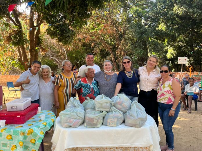 Prefeitura de Juazeiro inicia ações permanentes com idosos no Cantinho do Amor levando afeto, memória e conscientização em alusão ao Setembro Lilás Prefeitura de Juazeiro inicia ações permanentes com idosos no Cantinho do Amor levando afeto, memória e conscientização em alusão ao Setembro Lilás