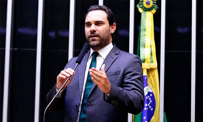Deputado Baiano Adolfo Viana Quer Ser Blindado Pela PEC da Blindagem: O que ele tem a temer?