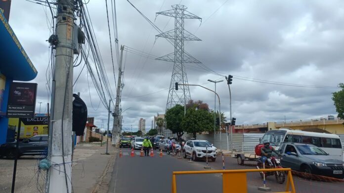 AMTT informa interdição temporária no pontilhão que liga as Orlas I e II