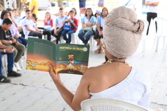 Juá Literária: Na Praça dos Poetas, memória, identidade e literatura marcam o terceiro dia do Festival Juá Literária: Na Praça dos Poetas, memória, identidade e literatura marcam o terceiro dia do Festival