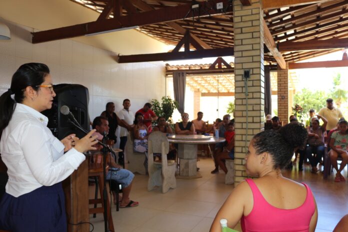 SAAE Juazeiro informa moradores do Antônio Guilhermino sobre obras de esgotamento sanitário e abastecimento de água