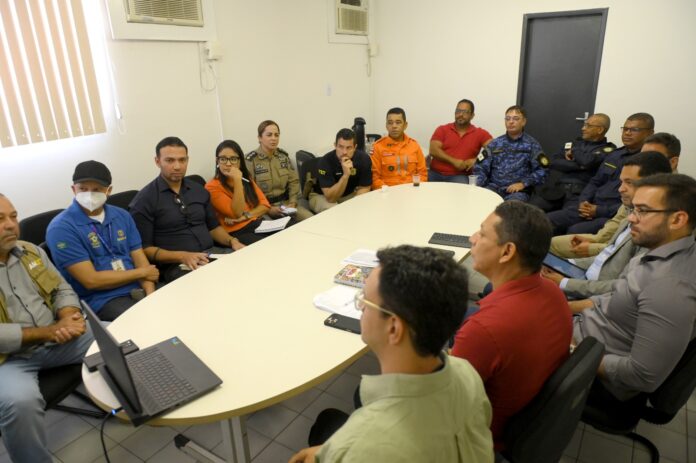 Prefeitura de Juazeiro reúne órgãos no Ministério Público para alinhar planejamento do Carnaval 2026