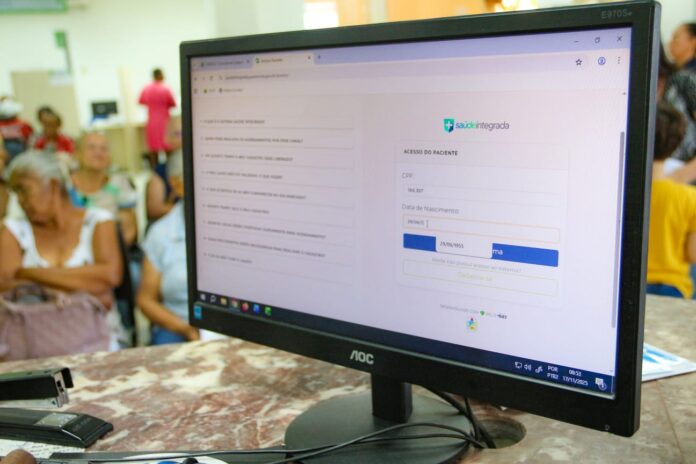 Sesau orienta população sobre uso do sistema online de marcação de atendimentos em Juazeiro