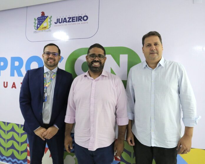 Procon Juazeiro recebe visita institucional da SJDH e do Procon Bahia