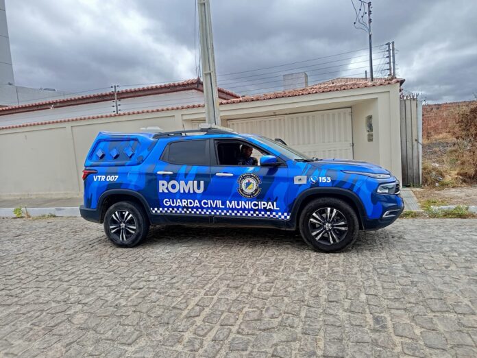 Suspeito de furto de celular é preso pela Guarda Civil Municipal de Juazeiro.