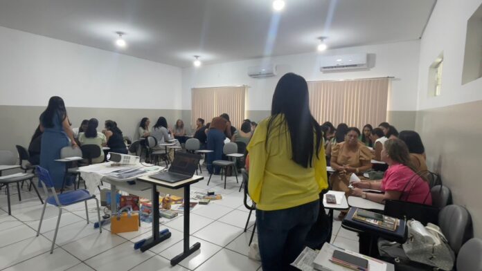 Prefeitura de Juazeiro inicia o ciclo formativo para profissionais da Educação Infantil