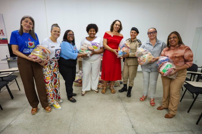 Carnaval Solidário: kits do Juazeiro Sem Fome fortalecem rede de apoio a mulheres em situação de vulnerabilidade