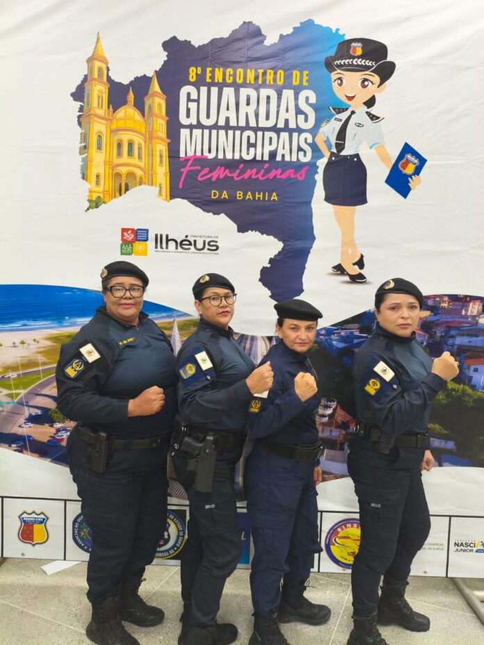 Juazeiro é representado no 8° Encontro das Guardas Femininas da Bahia, em Ilhéus.