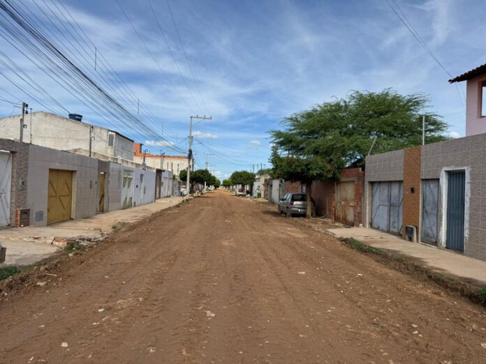 Ruas do Futuro: obras de pavimentação começam no Parque Centenário e moradores celebram nova realidade