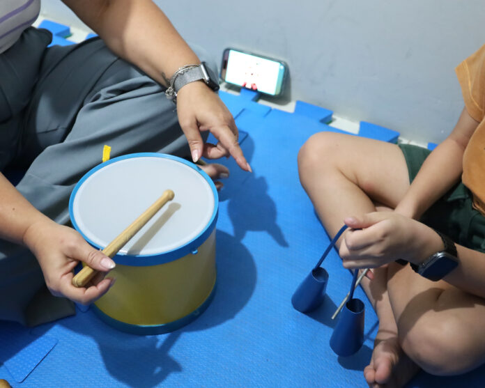 Prefeitura de Juazeiro inova com aulas de música para alunos com deficiência e transtornos de aprendizagem da rede municipal