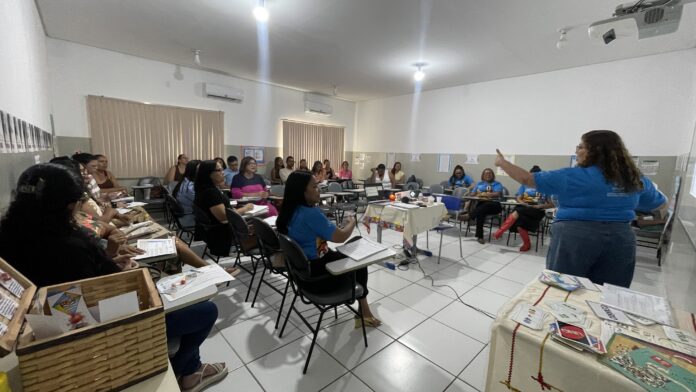 Prefeitura de Juazeiro realiza 1º Encontro Formativo do Programa Alfabetiza Juazeiro
