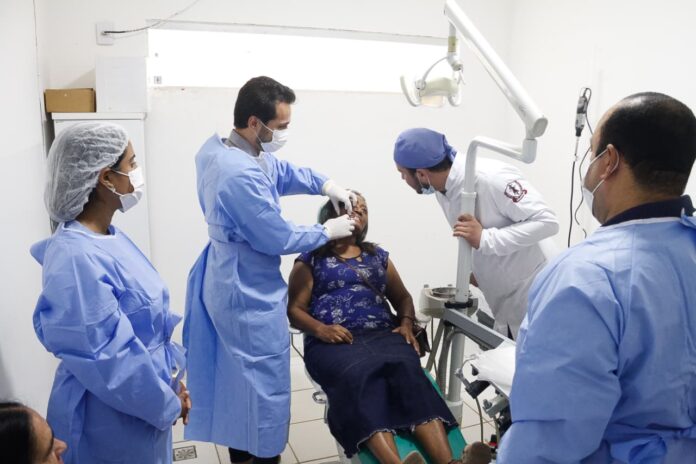 Prefeitura de Sobradinho amplia acesso à saúde bucal com entrega de próteses e oferta de procedimentos dentários
