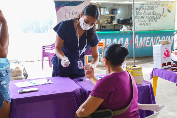 Ação em saúde leva serviços e acolhimento ao Mercado Popular de Juazeiro