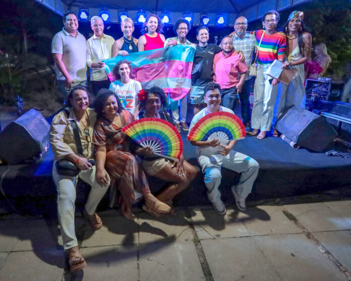 “O preconceito da ignorância só se supera com informação e diálogo”: Prefeitura de Juazeiro realiza retomada do Entardecer Trans com ações de inclusão e valorização da diversidade