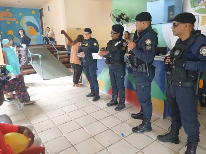 Patrulha Maria da Penha da GCM promove palestra sobre prevenção à violência doméstica no CAPS Infantil de Juazeiro