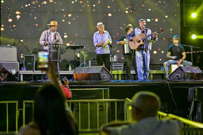PROJUA NA EDUCAÇÃO: Juá Literária reúne literatura, música e tradição cultural