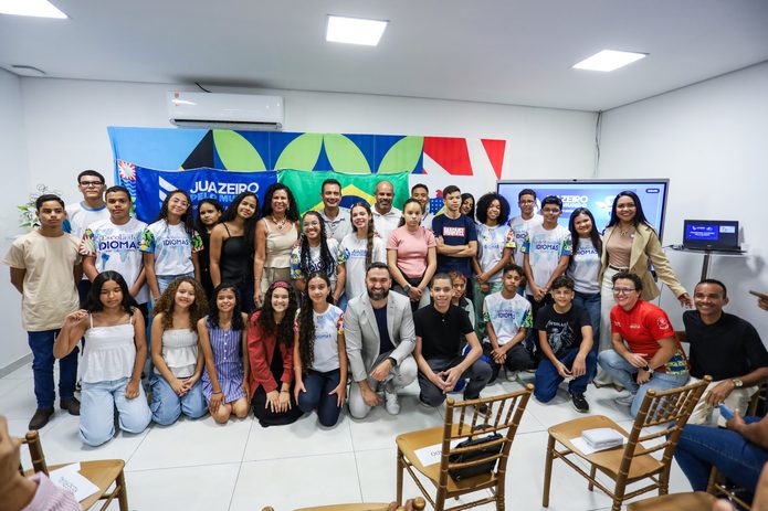 Juazeiro Pelo Mundo: Prefeitura de Juazeiro reúne novos participantes e inicia preparação para intercâmbio em Londres 