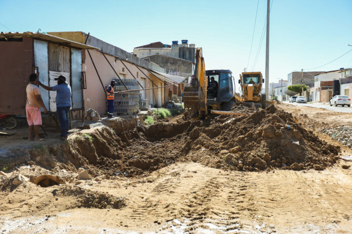 Ruas de Futuro: Itaberaba e Avenida Ozelina Dias avançam com obras que transformam mobilidade e rotina em Juazeiro