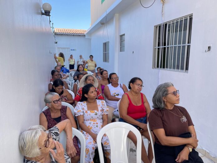 Prefeitura de Juazeiro promove ação do Setembro Amarelo no CRAS Itaberaba com foco na saúde mental