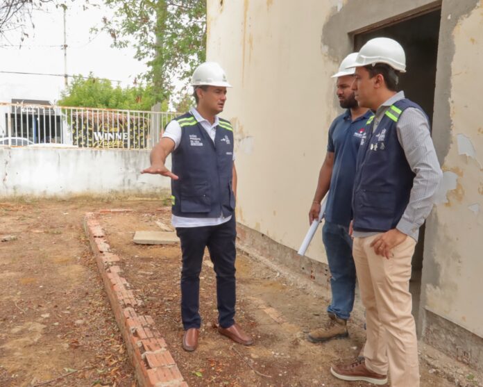 Andrei fortalece saúde humanizada com reabilitação, cuidado à mulher e retomada de obra da UBS Argemiro