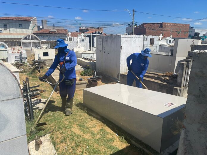 Prefeitura de Juazeiro prepara cemitérios para receber famílias em homenagem aos entes queridos no Dia de Finados